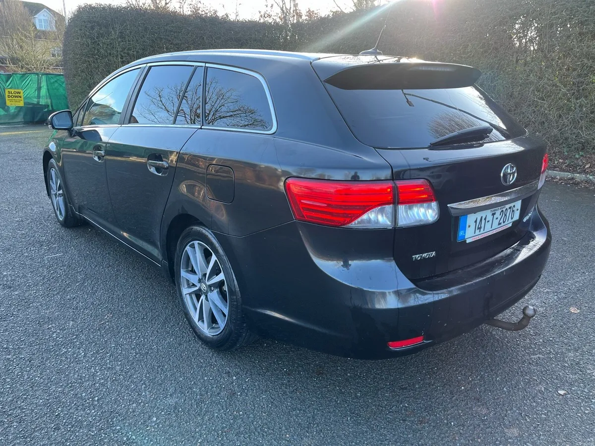 2014 Toyota avensis 2.0 diesel - Image 2