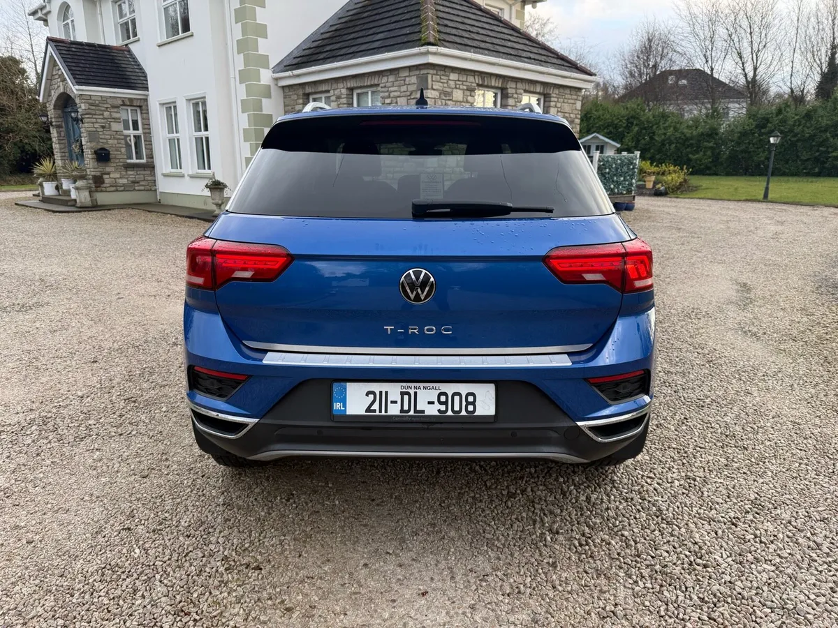 Volkswagen T-Roc - Image 4