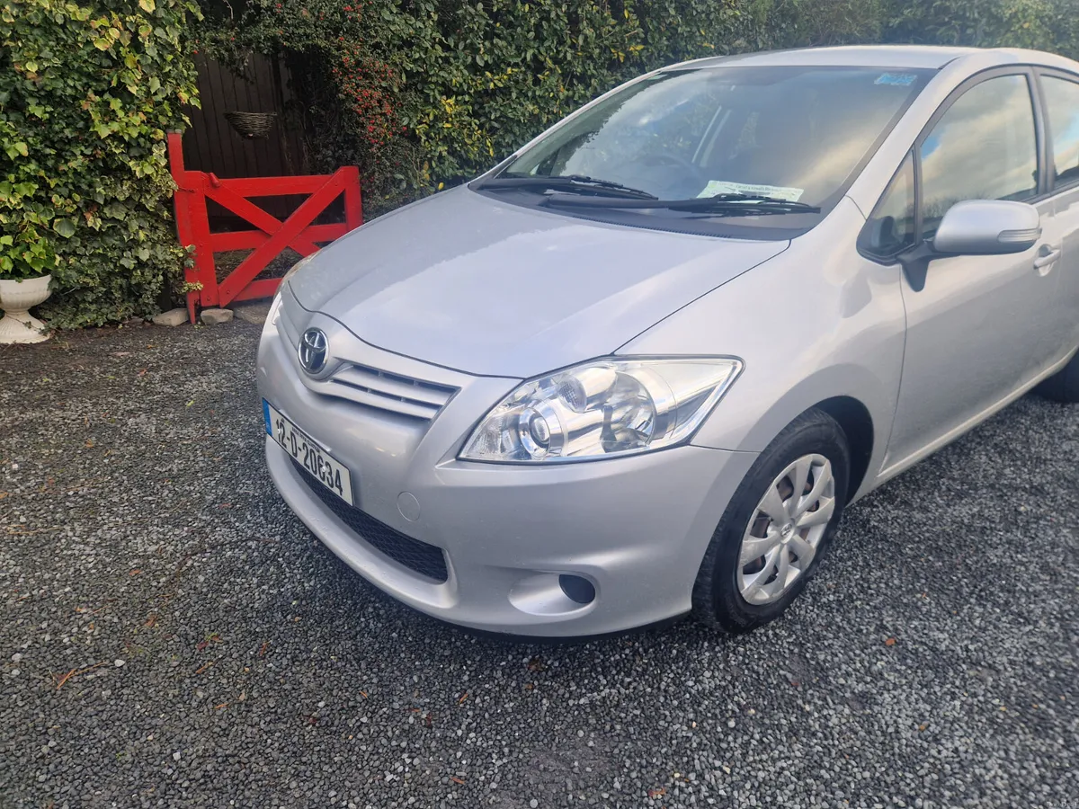 Toyota Auris D4D TERRA 2012 - Image 2