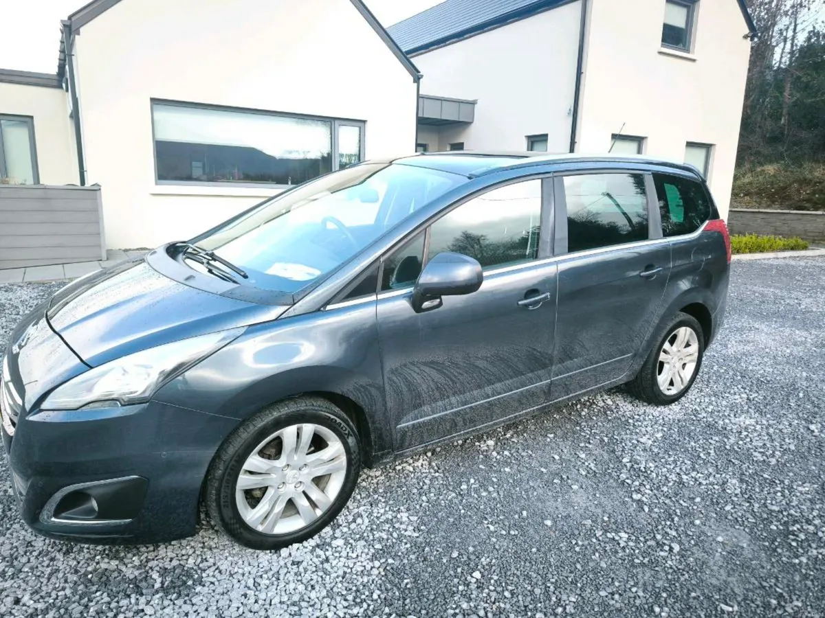 2014 Peugeot 5008 1.6 HDI – 7 Seater - Image 2