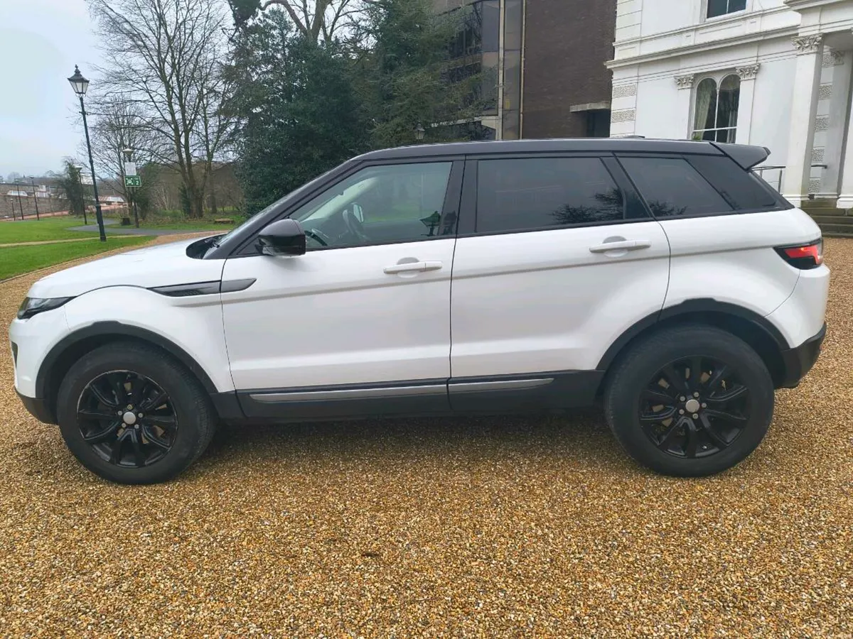 Land Rover Range Rover Evoque 2016 - Image 3