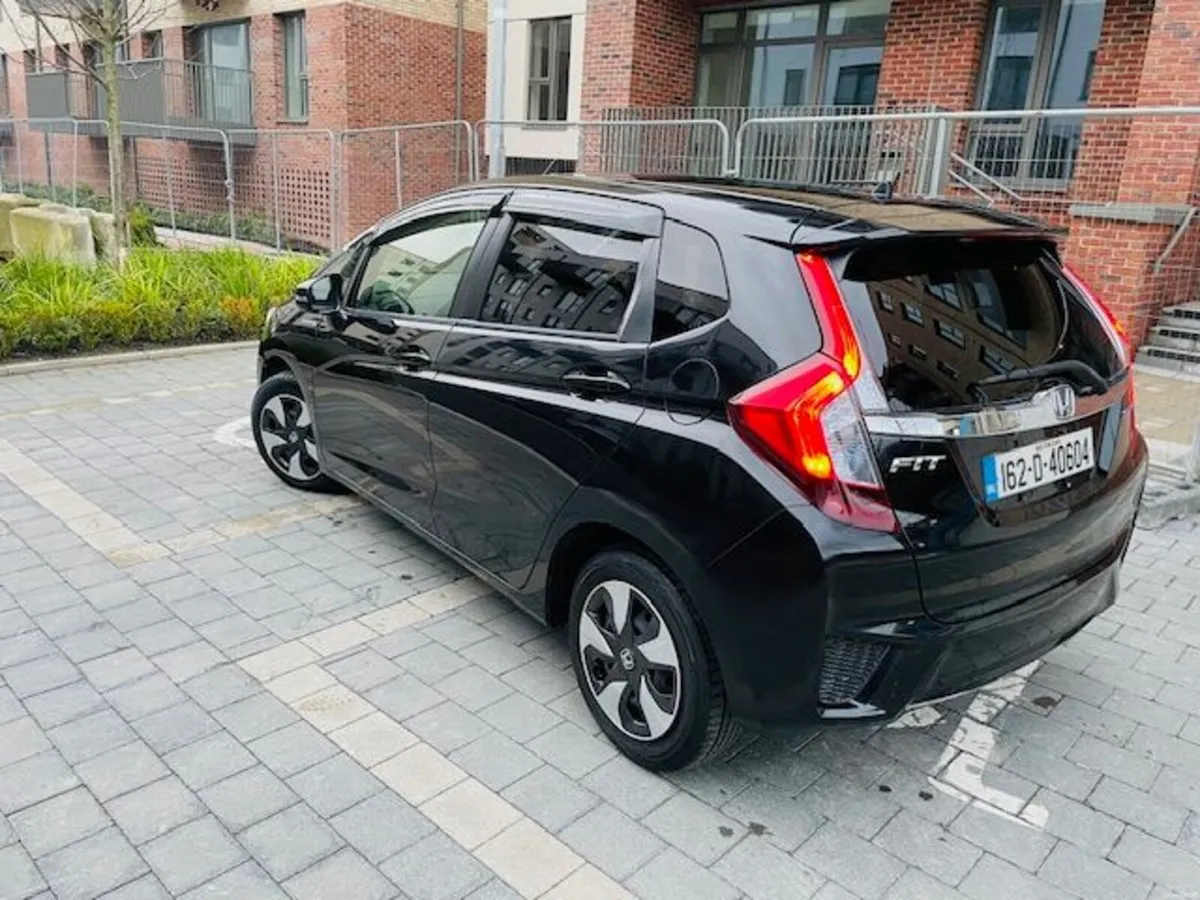 2016 (Dec) Honda Fit Hybrid, Automatic, 27K Miles - Image 4
