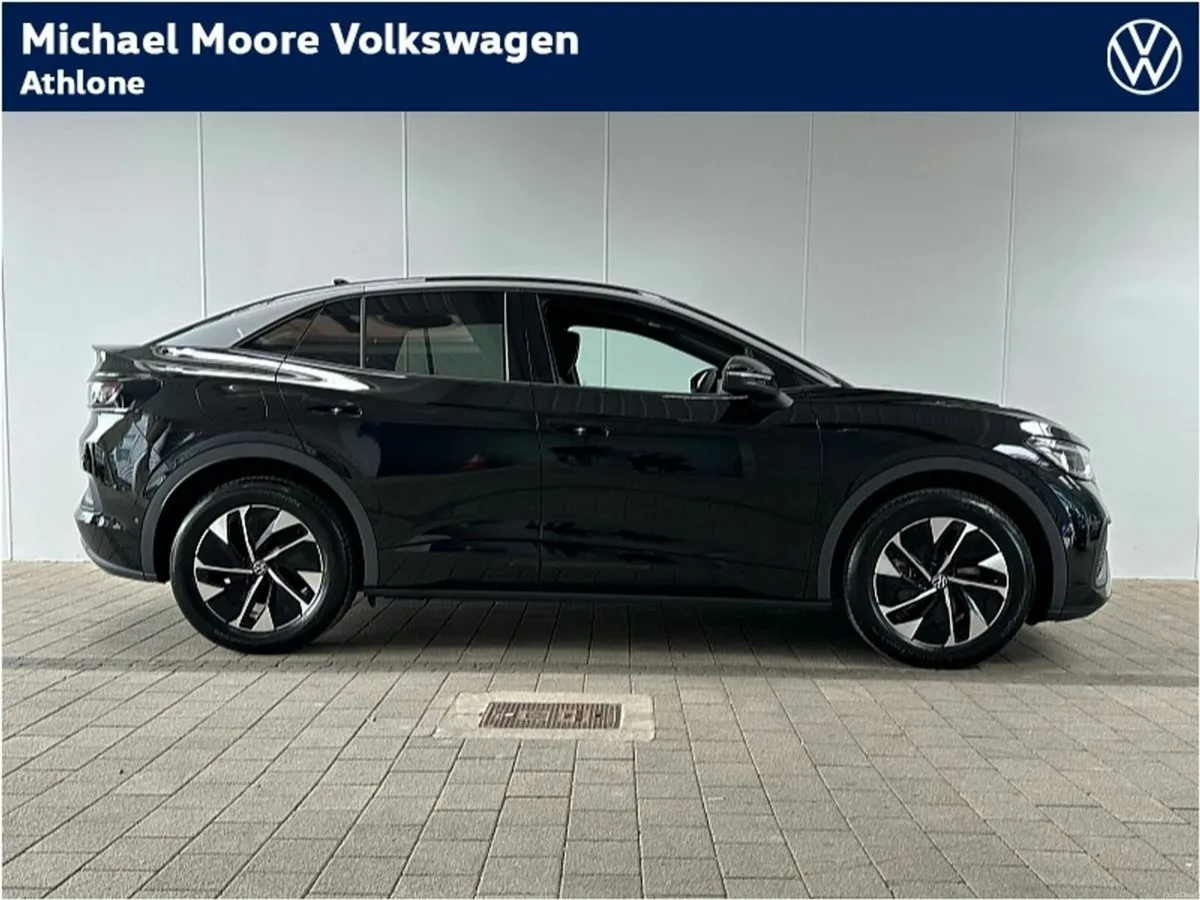 Volkswagen ID.5 PRO PLUS 77kWh 286BHP - Image 6