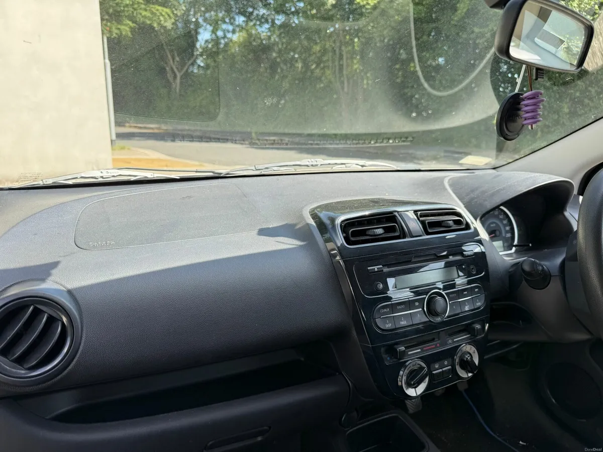 Mitsubishi Space Star 2016 - Image 2