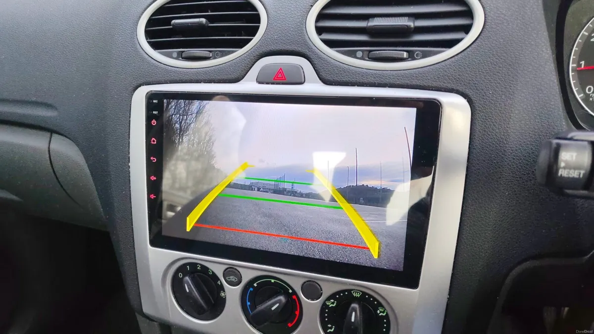 Ford Focus MK2 Automatic 2005 Extremely low Milage - Image 4