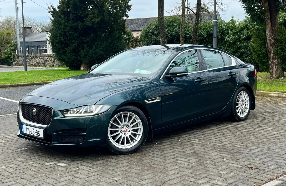 Jaguar XE 2017 2.0 Diesel new nct 1/27 tax 12/26 - Image 1