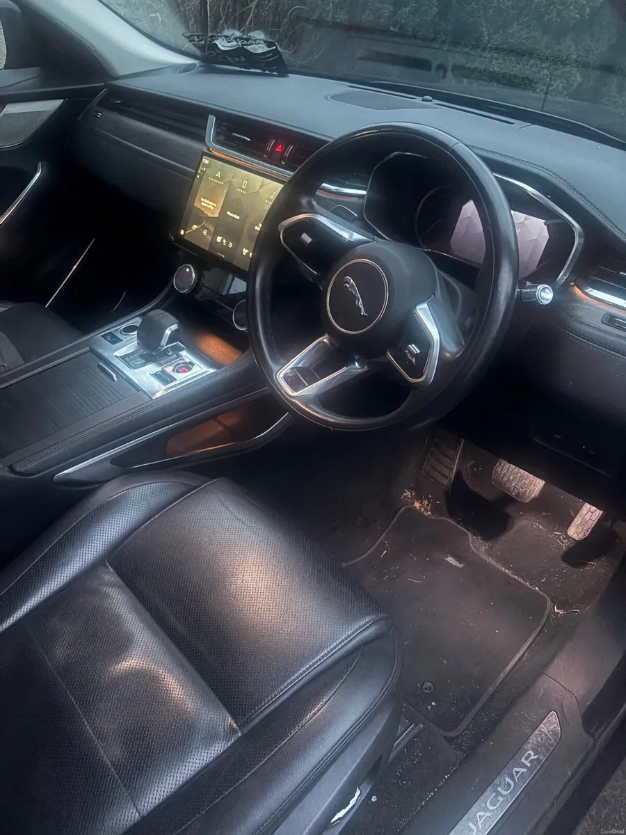 Jaguar F-Pace 2021 - Image 3