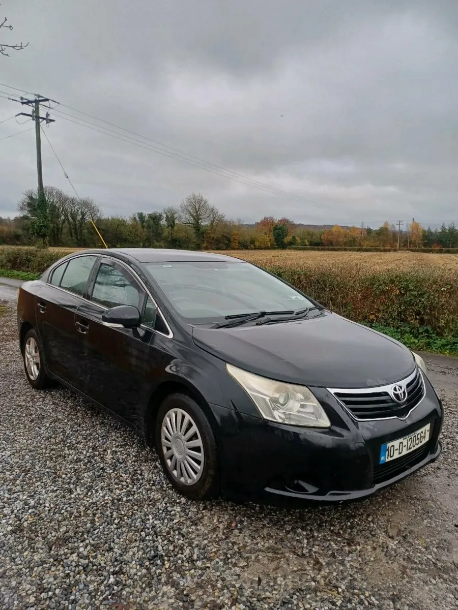 TOYOTA AVENSIS 2010 - Image 2