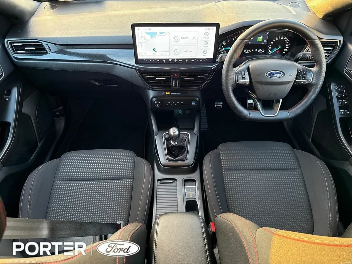 Ford Focus ST-Line 1.0L EcoBoost 125PS mHEV - Image 3