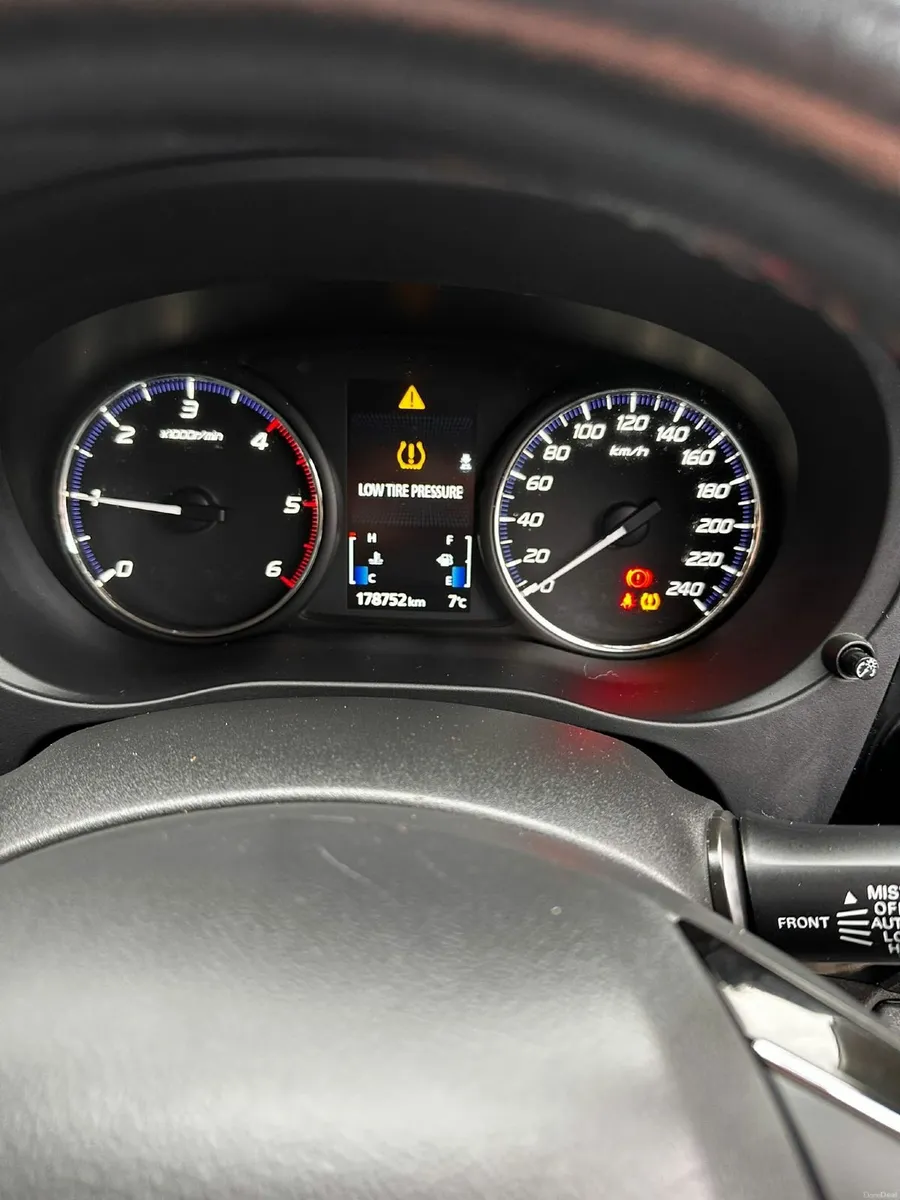 Mitsubishi Outlander 2017 - Image 3