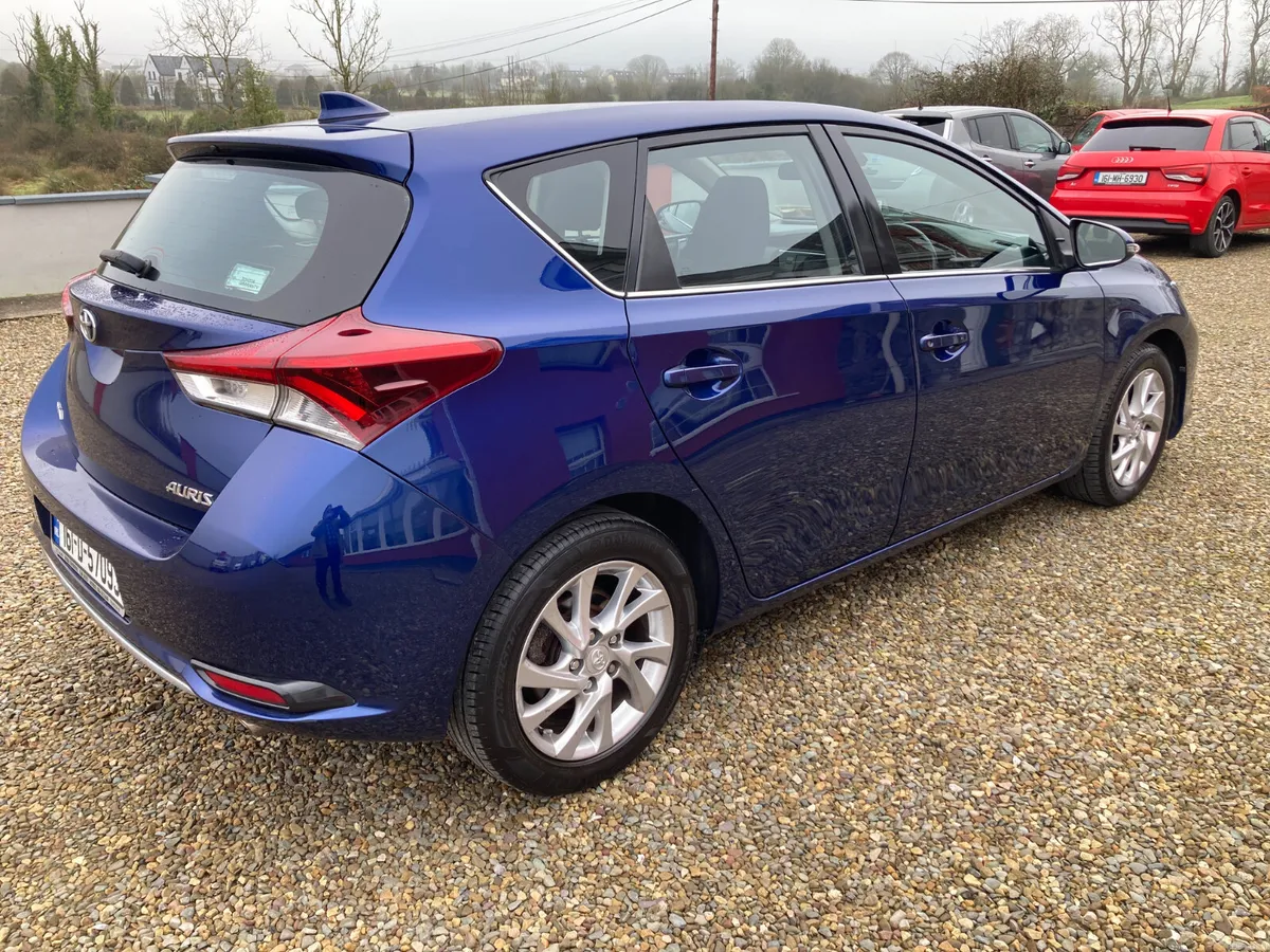 Toyota Auris 2016 Diesel 1.6 - Image 4