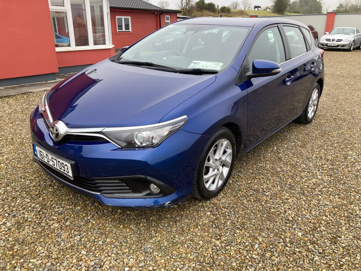 Toyota Auris 2016 Diesel 1.6 - Image 2