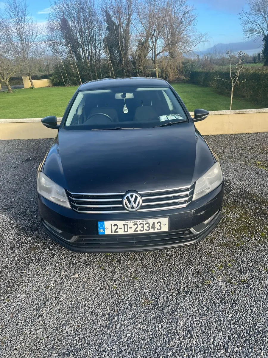 2012 Passat - Image 2