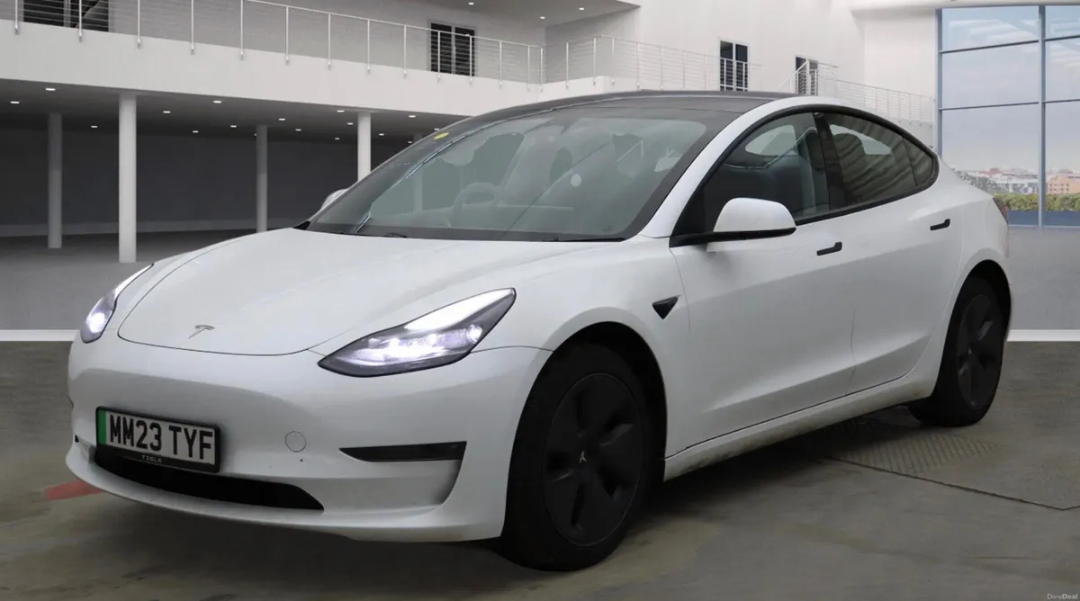 2023 Tesla Model 3 Long range AWD - Image 2