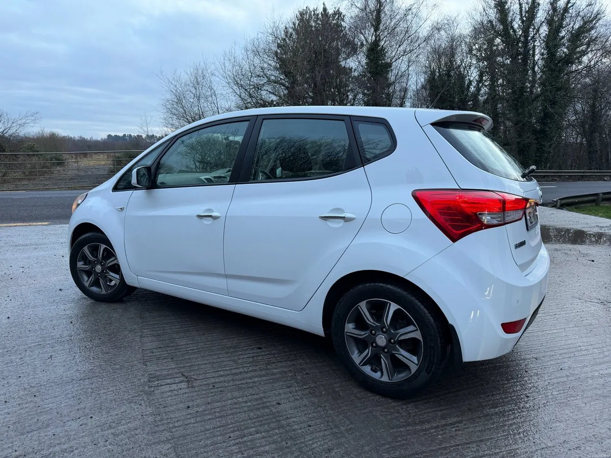 Hyundai ix20 - Image 3