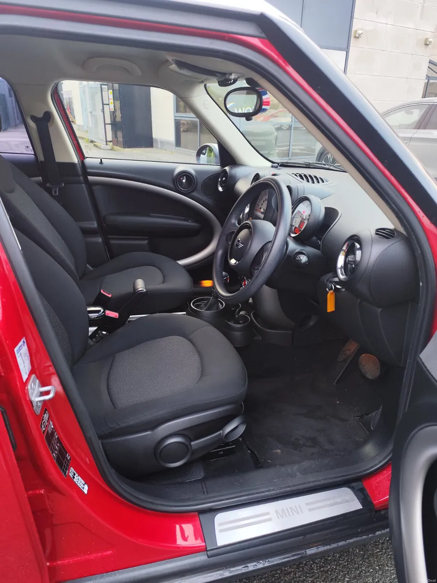 MINI CLUBMAN /CROSSOVER AUTOMATIC 2014 - Image 4