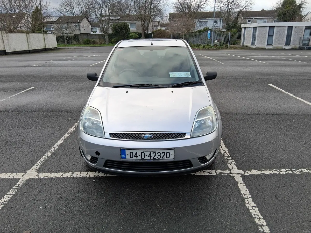 Ford Fiesta 2004 - Image 2