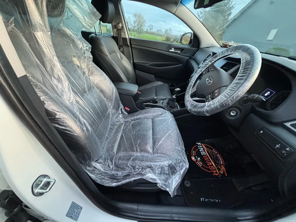 Hyundai Tucson 1.7 DSL Premium - Image 3