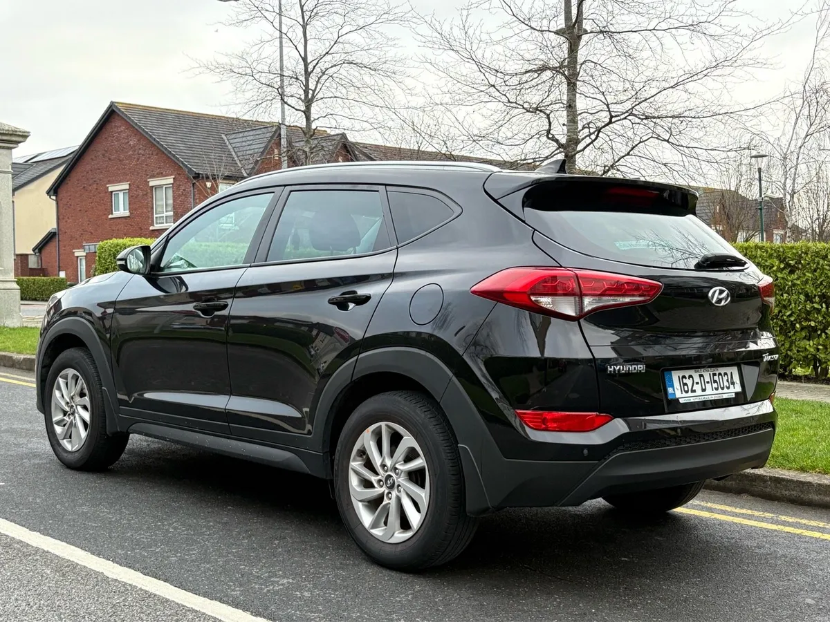 2016 Hyundai Tucson Executive **LOW KMS* - Image 4