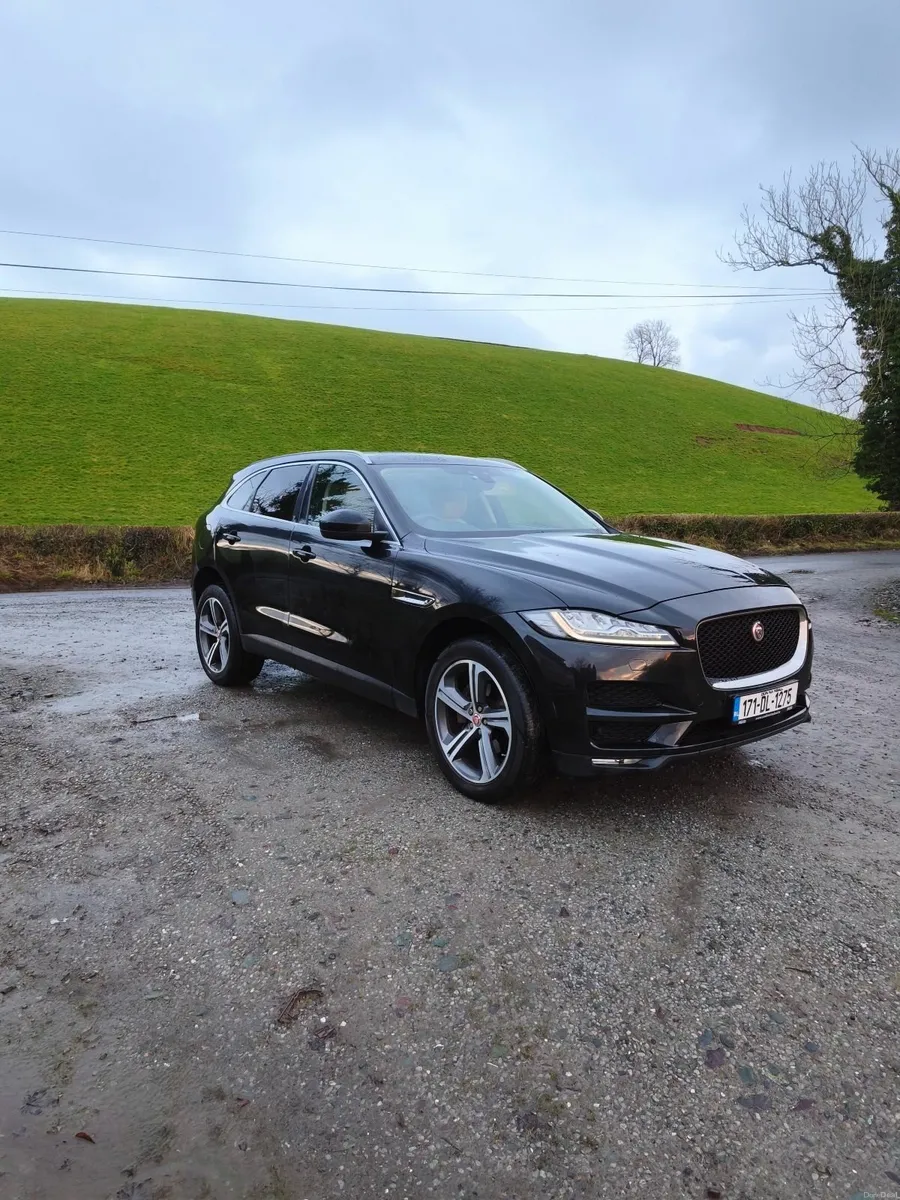 Jaguar F-Pace 2017 - Image 1
