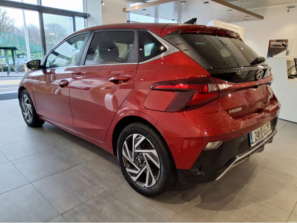 Hyundai i20 1.0 Deluxe Plus Automatic - Image 4