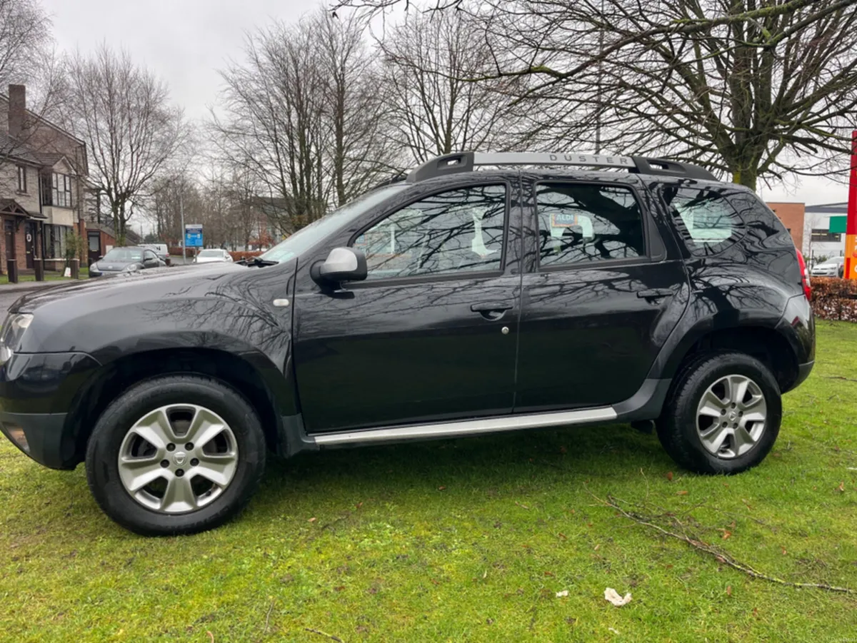 Dacia Duster SIGNATURE 1.5 DCI 110 4X 4DR - Image 3