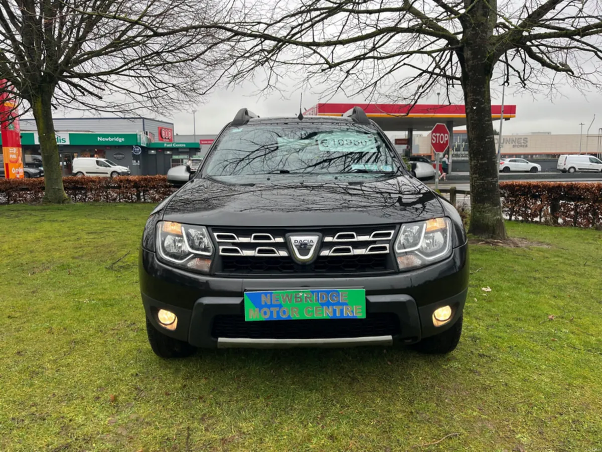 Dacia Duster SIGNATURE 1.5 DCI 110 4X 4DR - Image 4