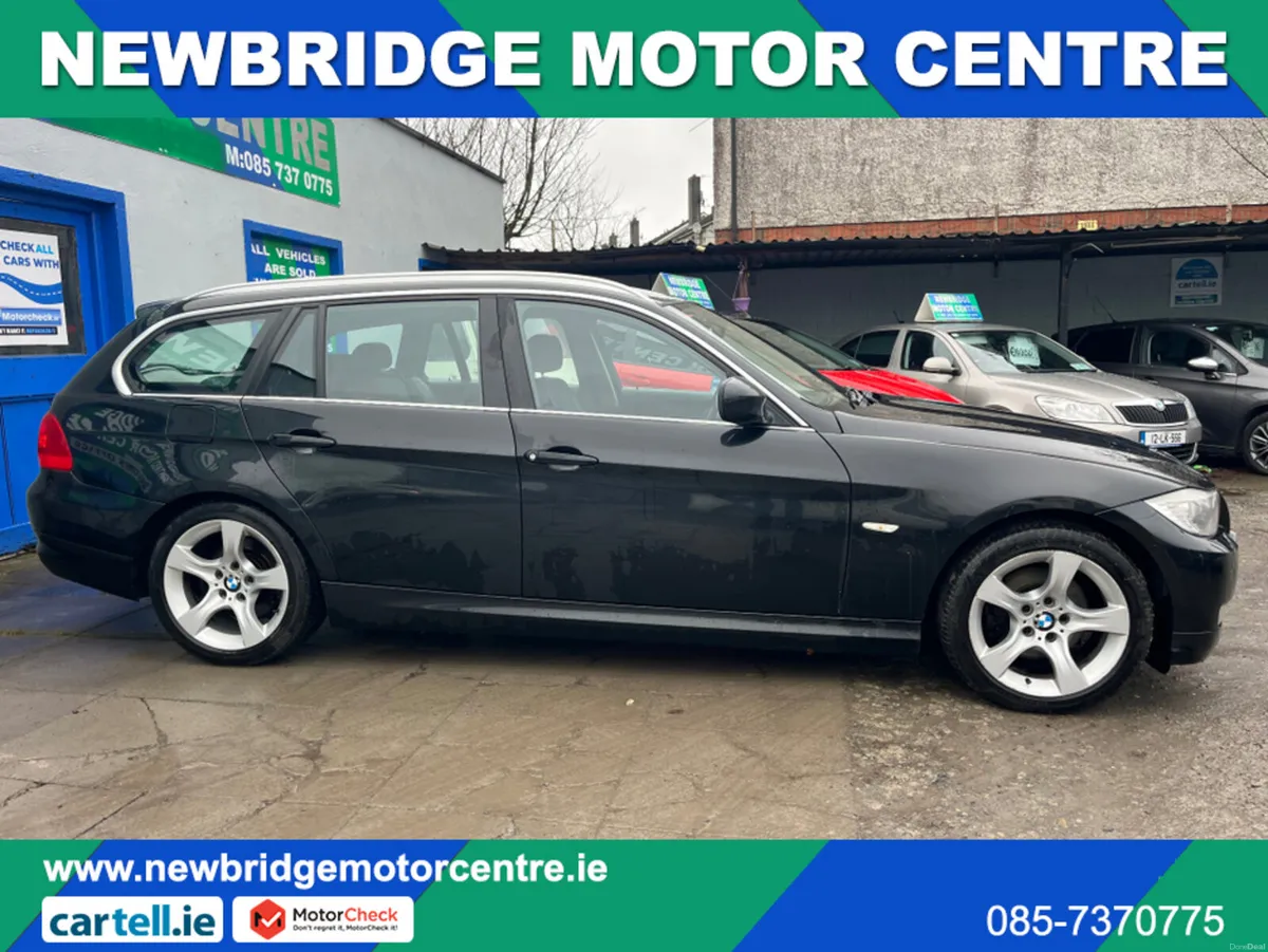 BMW 3-Series E91 D EXCLUSIVE ED TOURING 5DR - Image 4