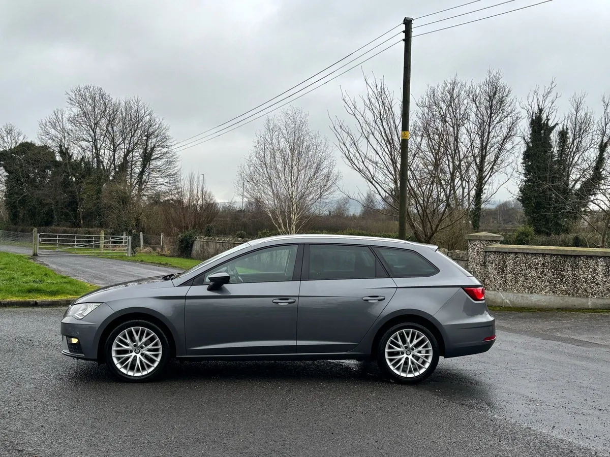 * AUTOMATIC DSG * 2017 seat Leon estate 1.6 TDI - Image 4