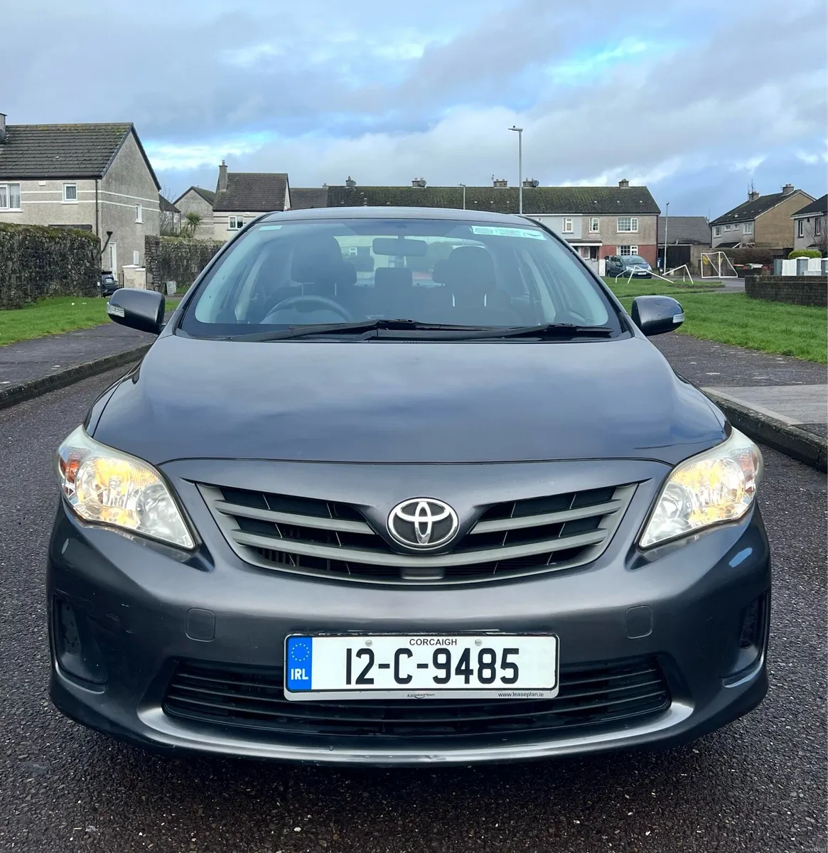 TOYOTA COROLLA 2012 LOW KM NEW NCT - Image 2