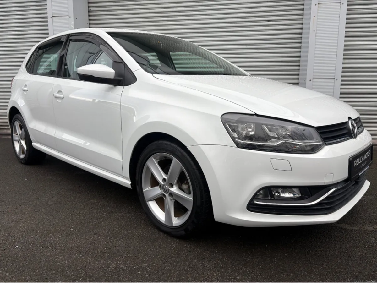 Volkswagen Polo 1.2 PETROL HIGHLINE AUTO **CLASS S - Image 1