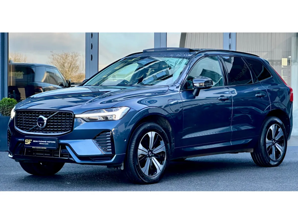 Volvo XC60 + T6 PHEV AWD AUTO RECHARGE PLUS - Image 2