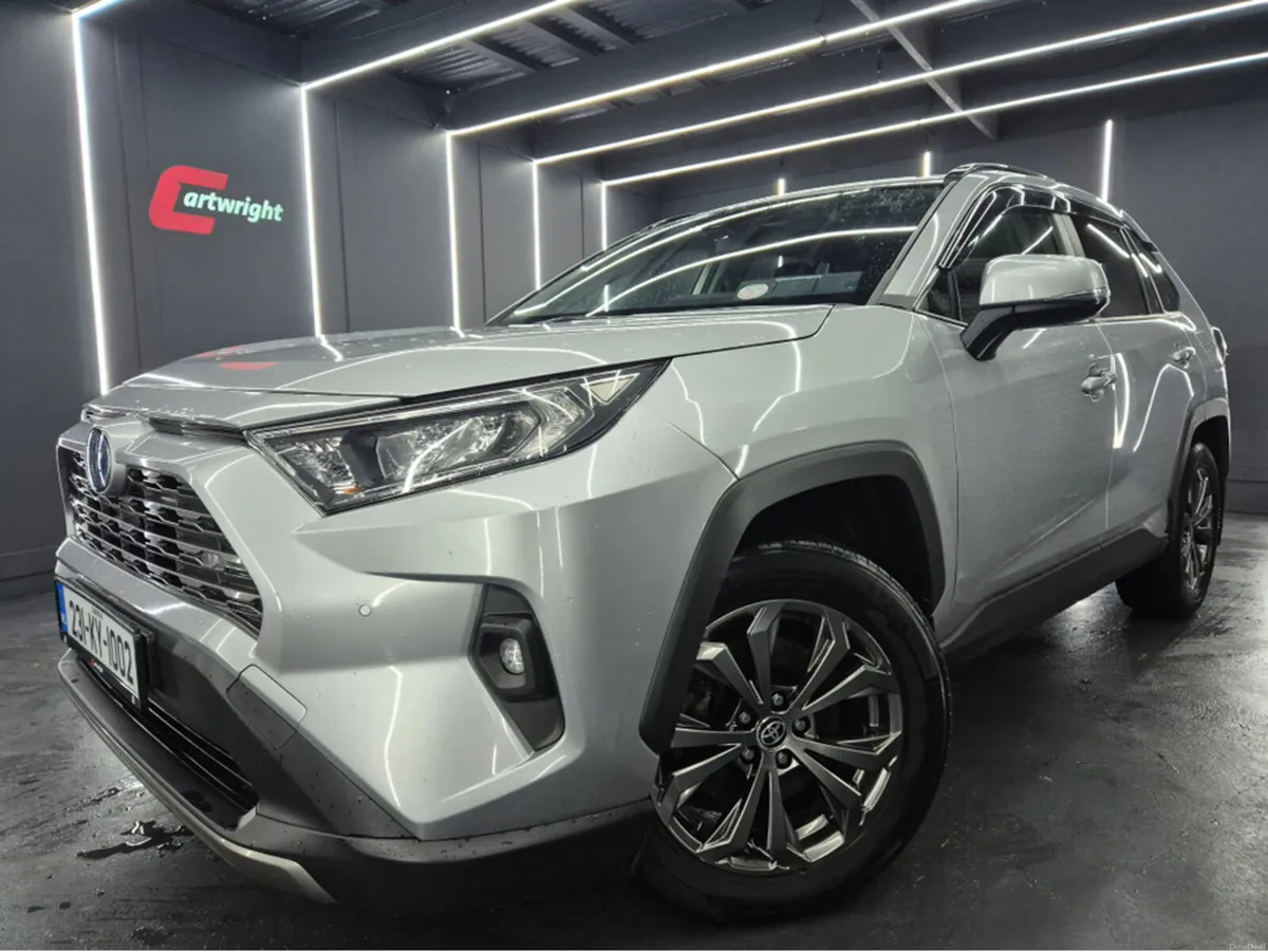 Toyota RAV4 RAV4 HYBRID SOL 4DR AUTO - Image 3