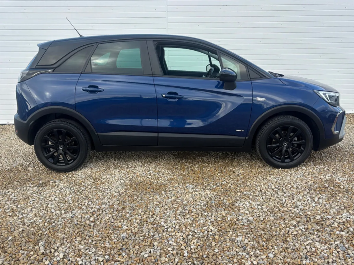 Opel Crossland X SPORT 1.2 83PS-PET-5SP 5DR - Image 4