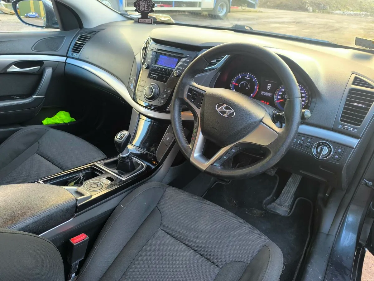 2012 Hyundai i40 - Image 4