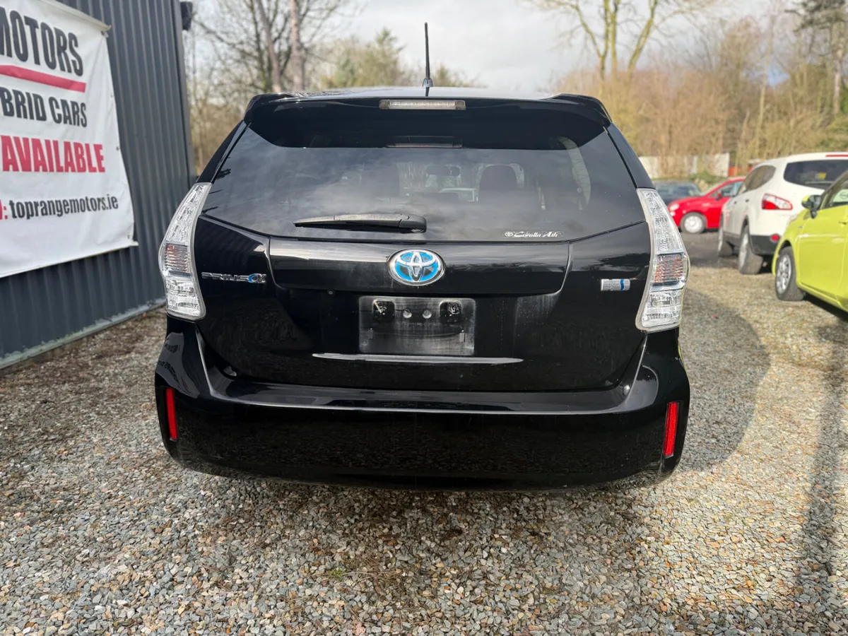 Toyota Prius 2015 - Image 5
