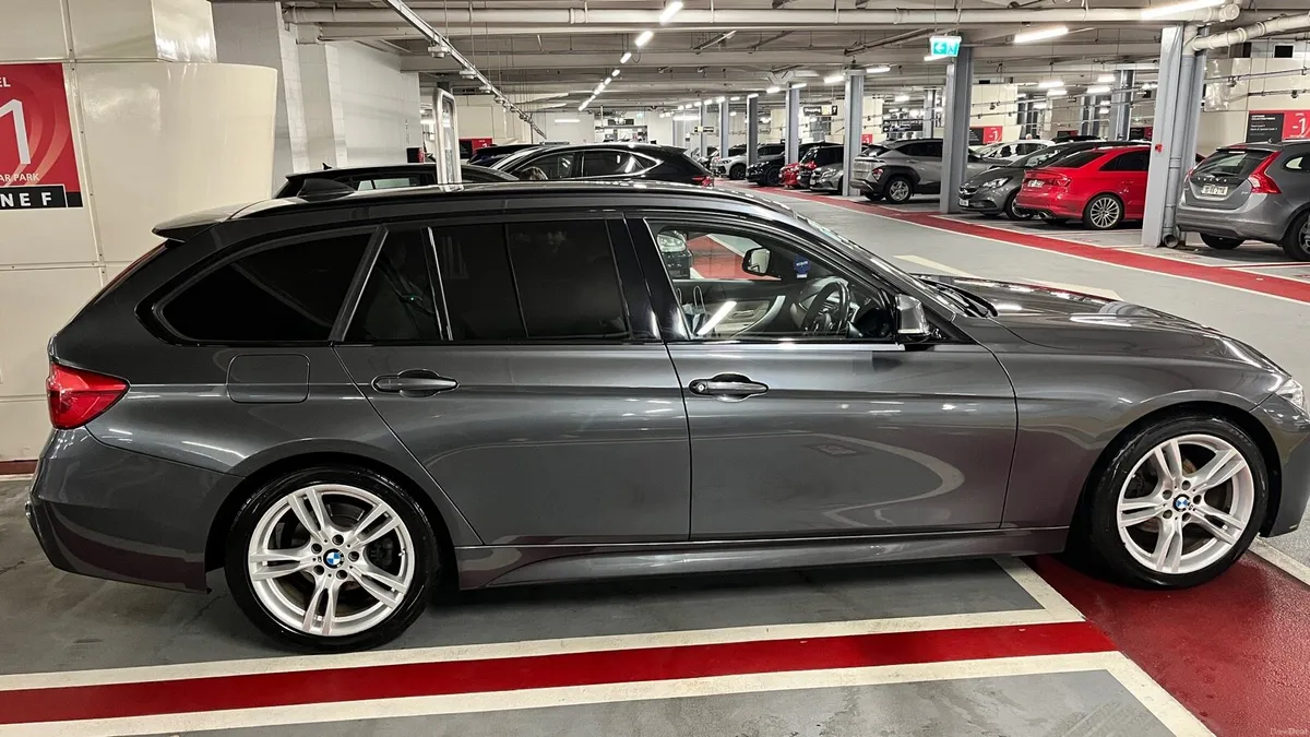 BMW 3 series estate M Sport - Image 4