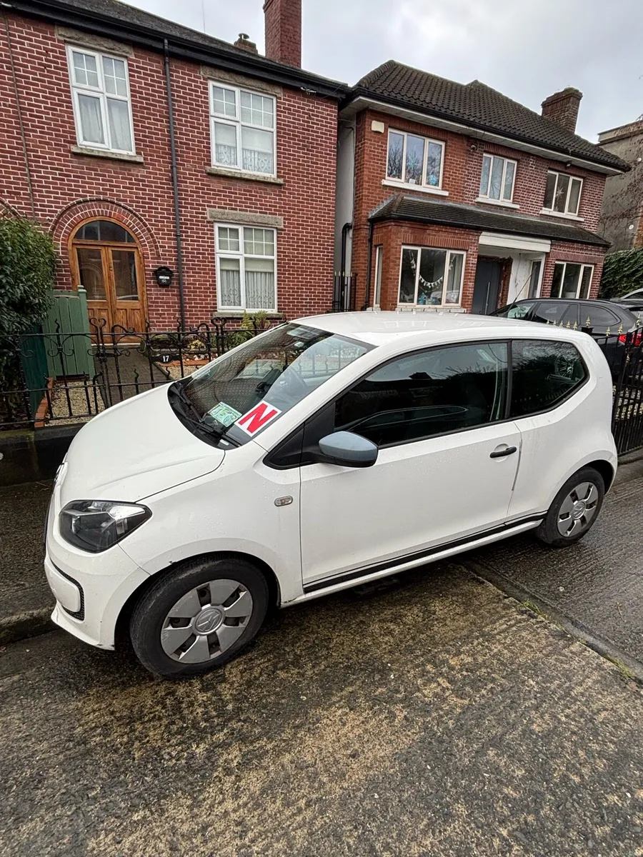 Volkswagen up 2012 - Image 3