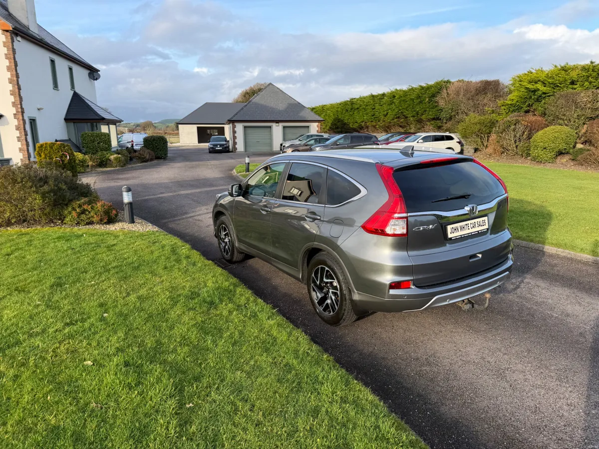 Honda CR-V 2017 4 WD - Image 3