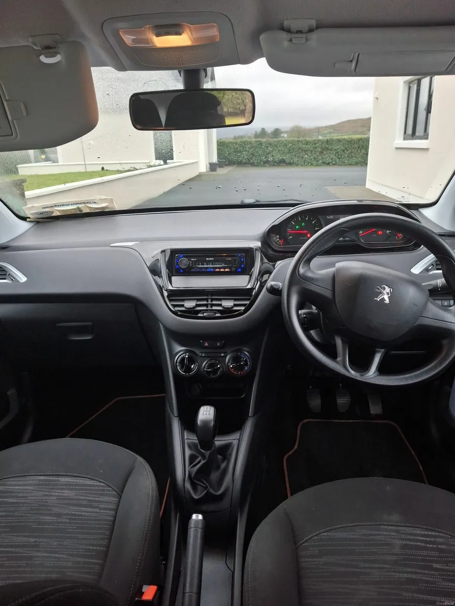 Peugeot 208 2014 - Image 3