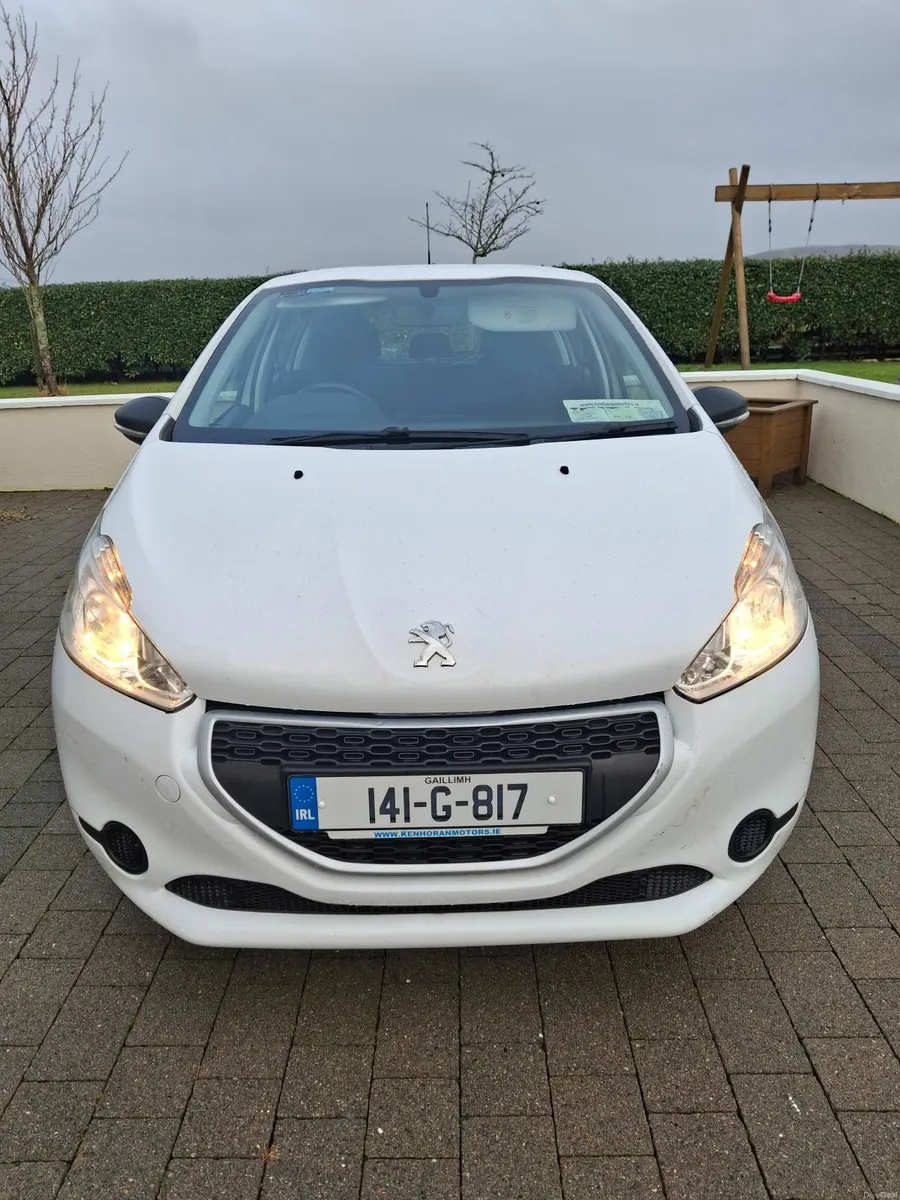 Peugeot 208 2014 - Image 1