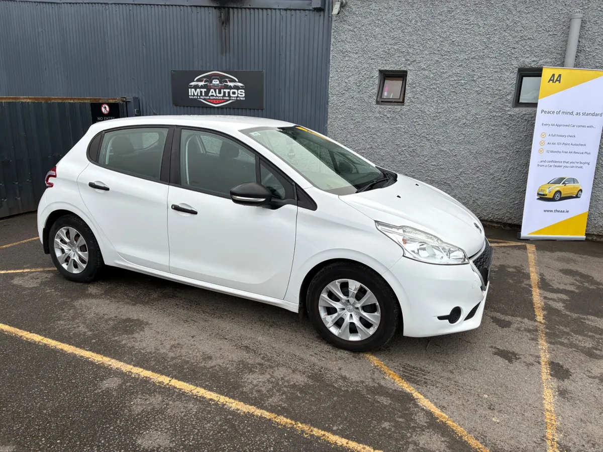 Peugeot 208 2014 - Image 4