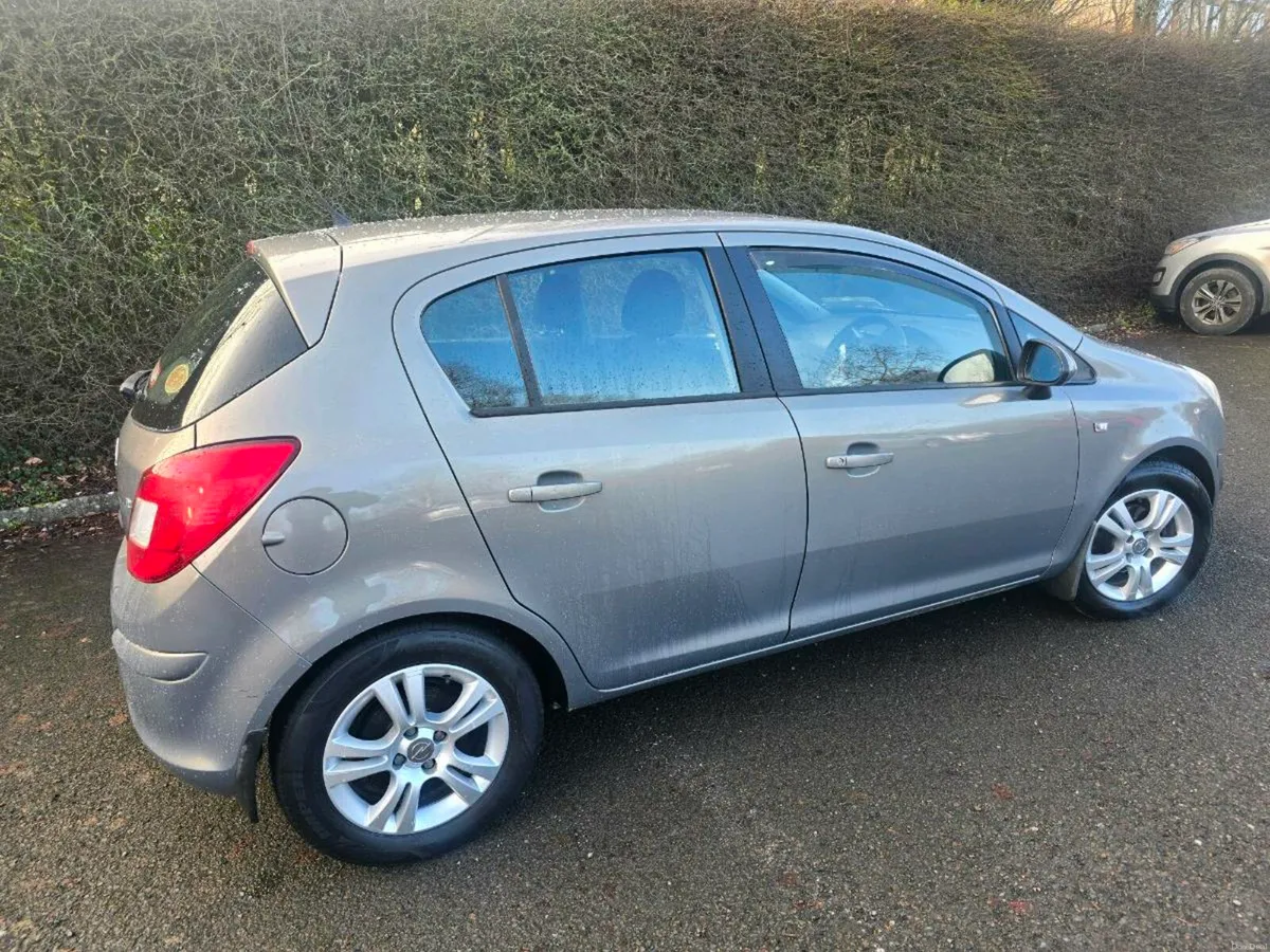 Opel Corsa 1.2 Petrol 2012 - Image 3