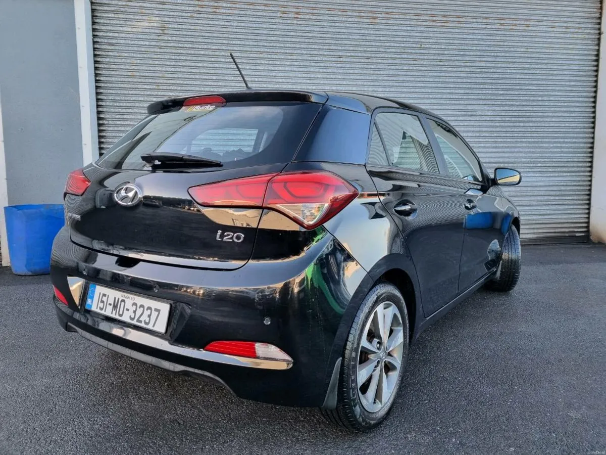 Hyundai i20 2015 manual - Image 4