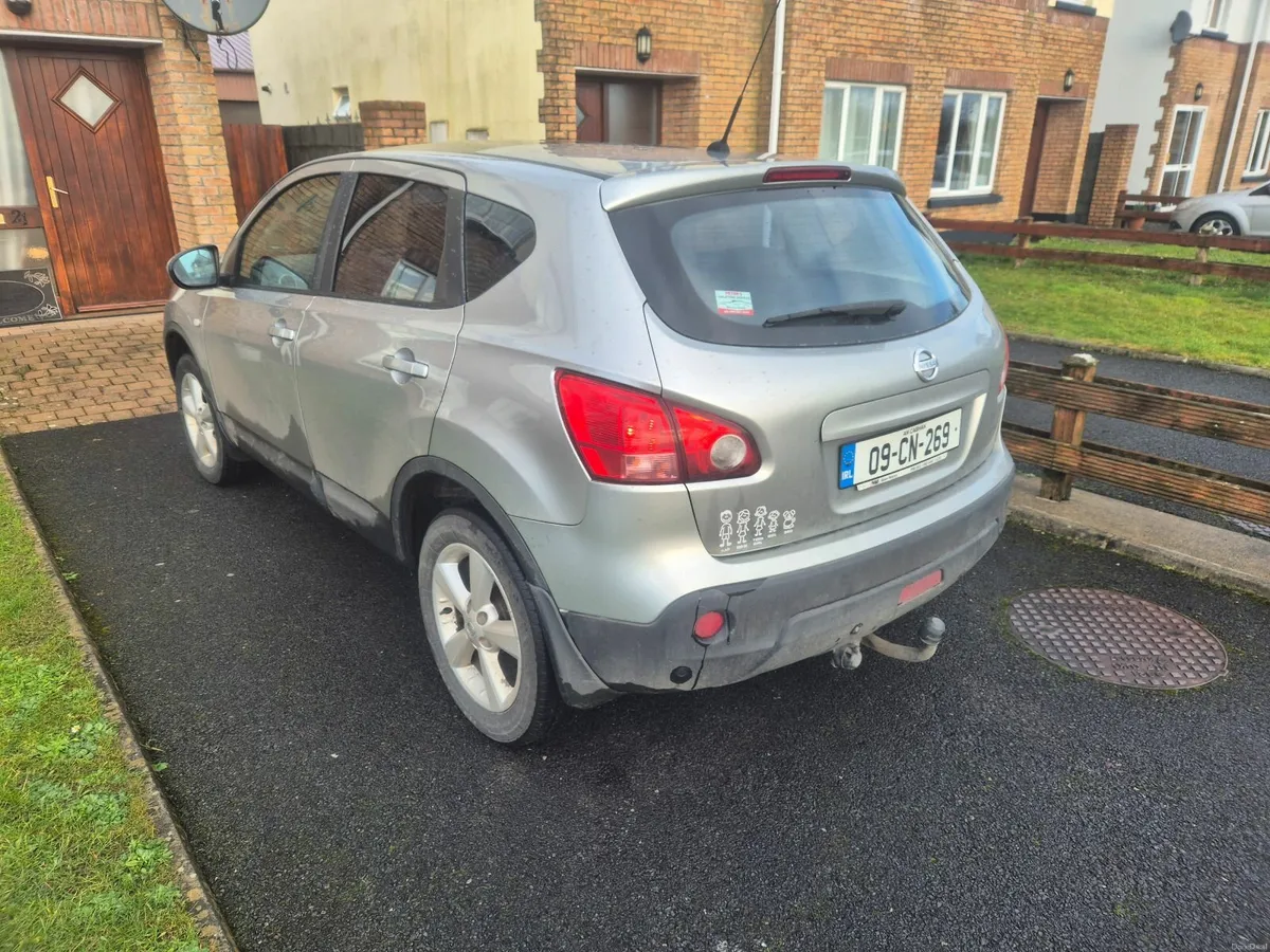 Nissan Qashqai 2009 - Image 3