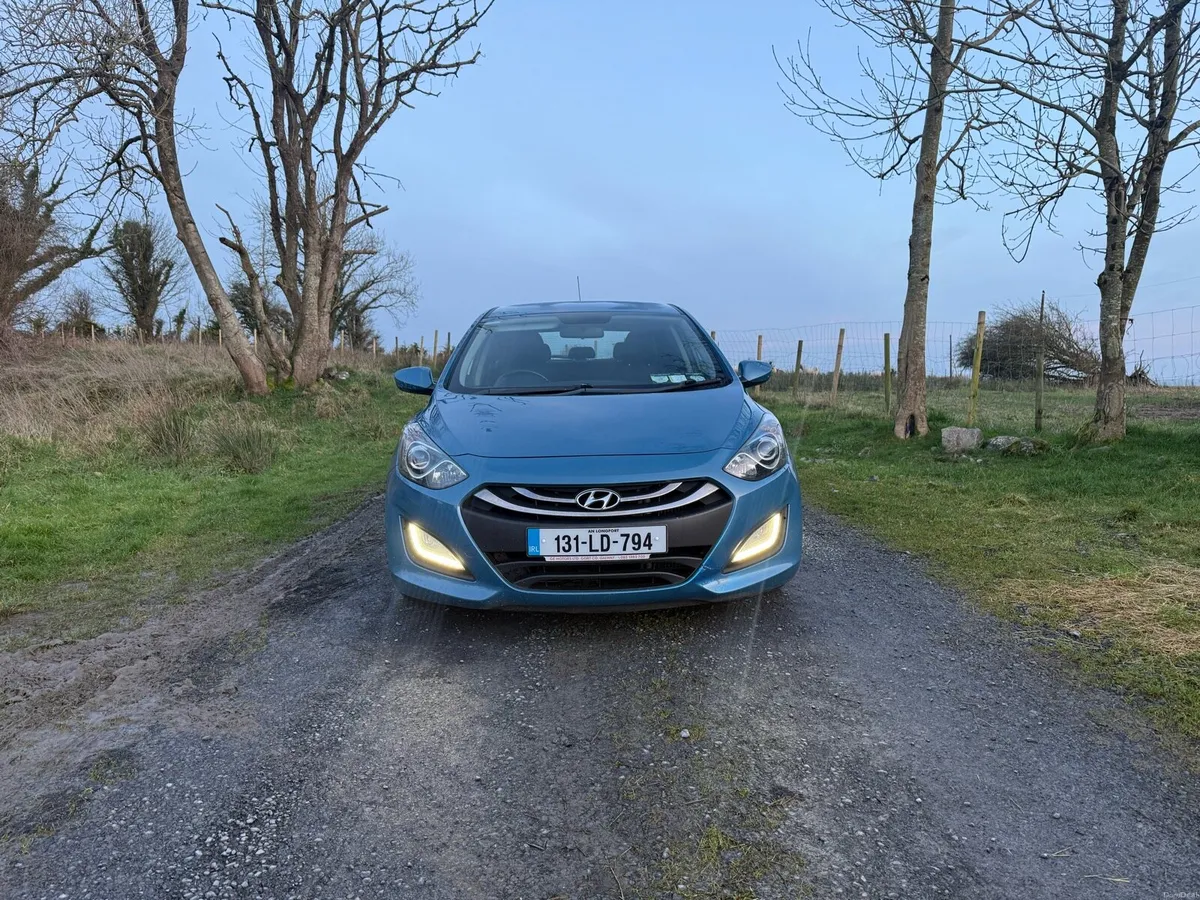 2013 Hyundai i30 Deluxe 1.6 Diesel - Image 2
