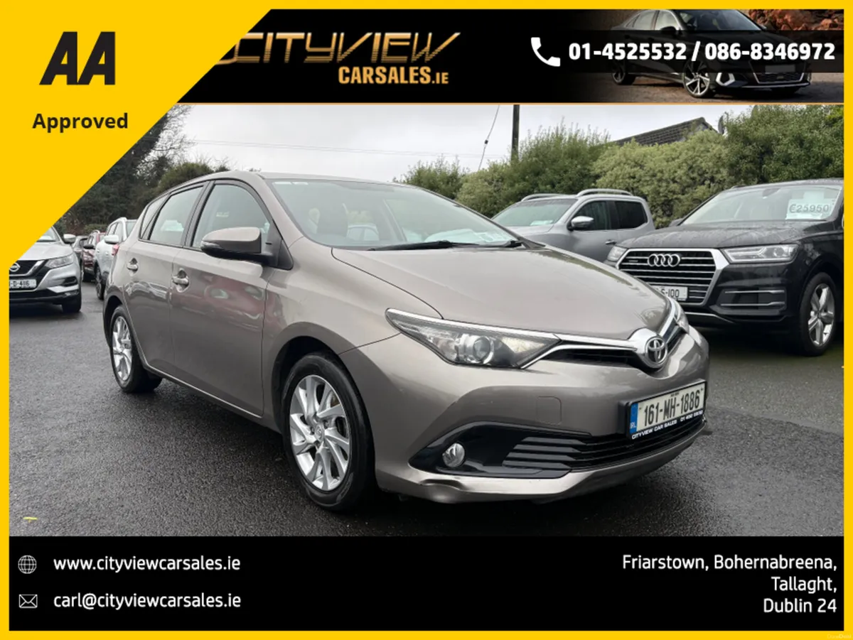Toyota Auris 1.33 AURA 5DR LOW MILAGE - Image 1