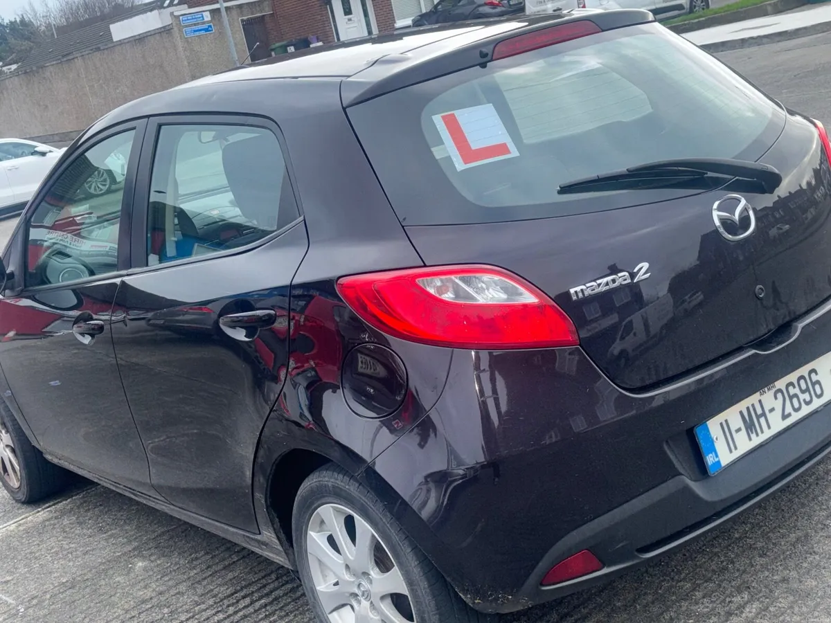 Mazda Mazda2 2011 - Image 4