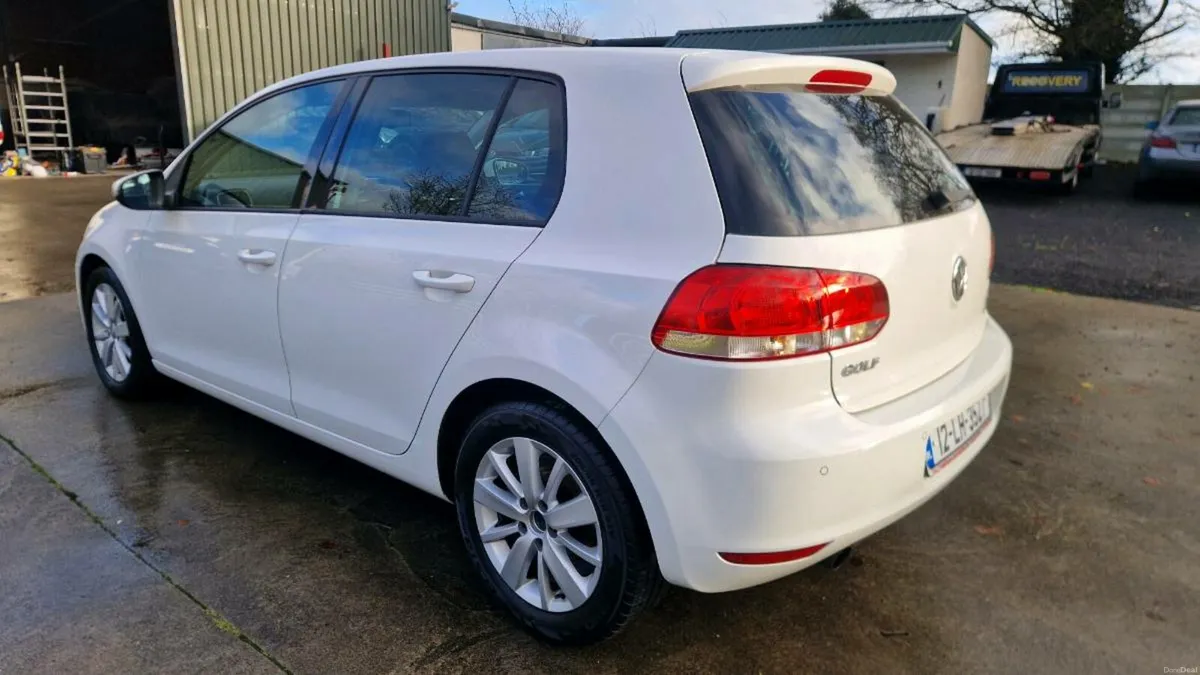 VW GOLF 2012 1.6 DIESEL AUTOMATIC - Image 4