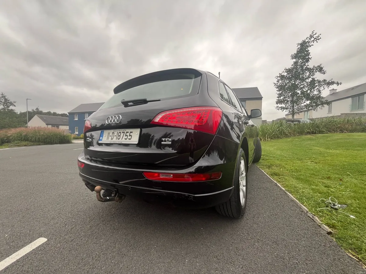 AUDI 2011. Q5 Quattro . NEW NCT. DIESEL - Image 2